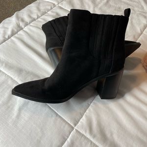 NEW! Black suede ankle boots size 11